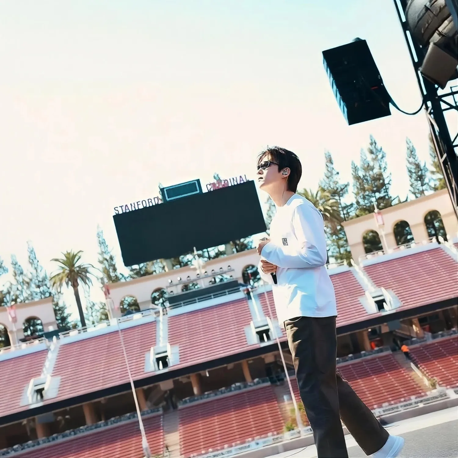 A moment captured by SUGA (BTS)'s fan