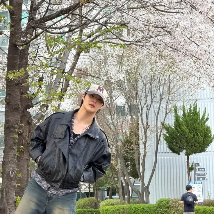 A moment captured by Hyunsuk's fan