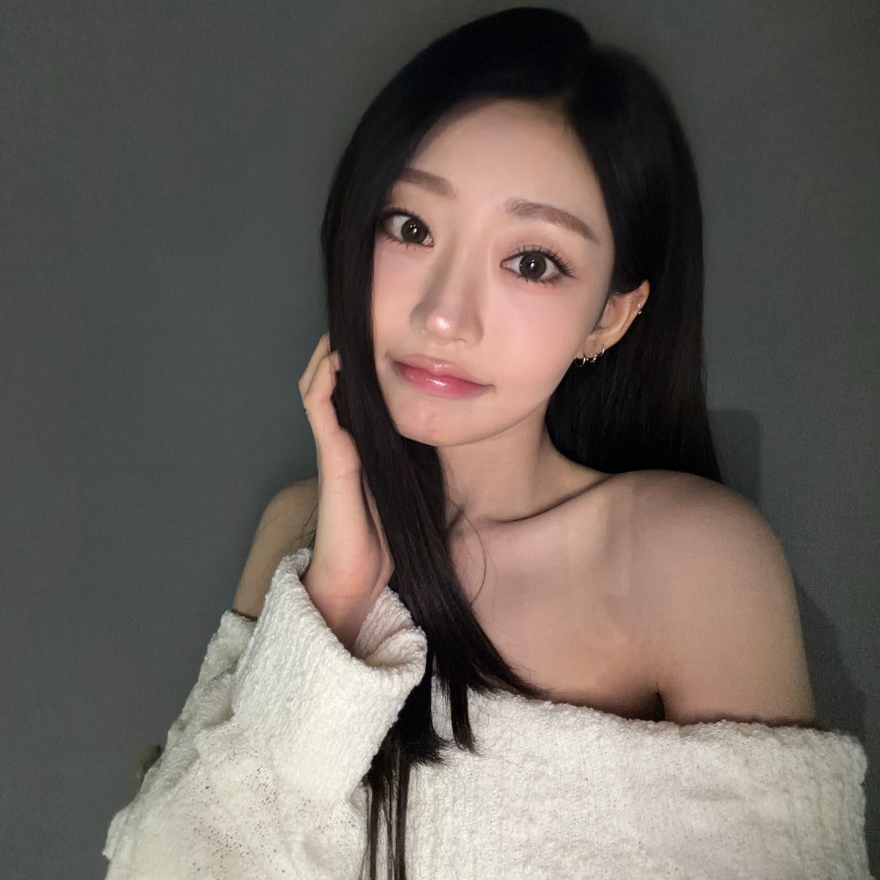 Julie (KISS OF LIFE)的最新照片