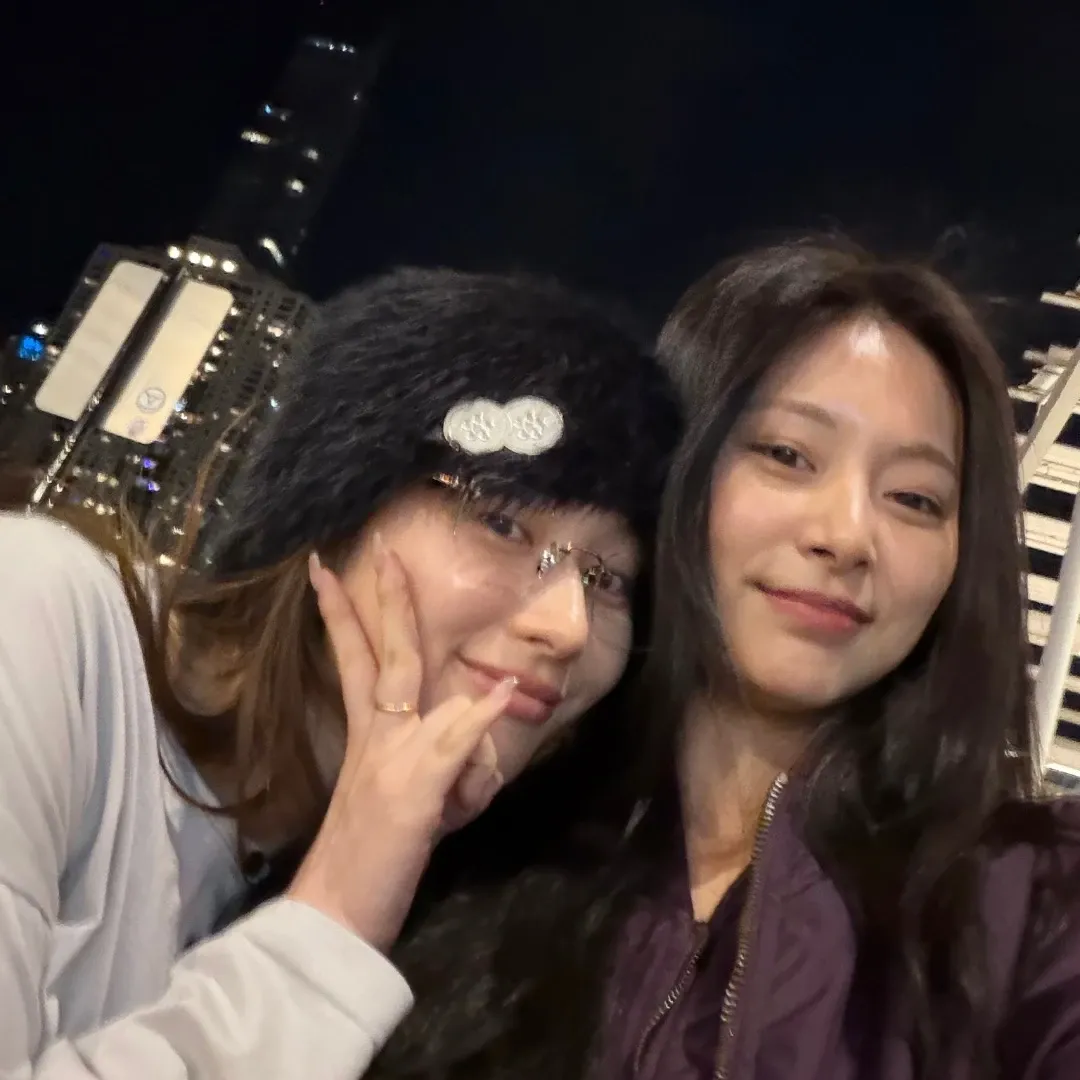 Behind-the-scenes cut of Tzuyu (TWICE)