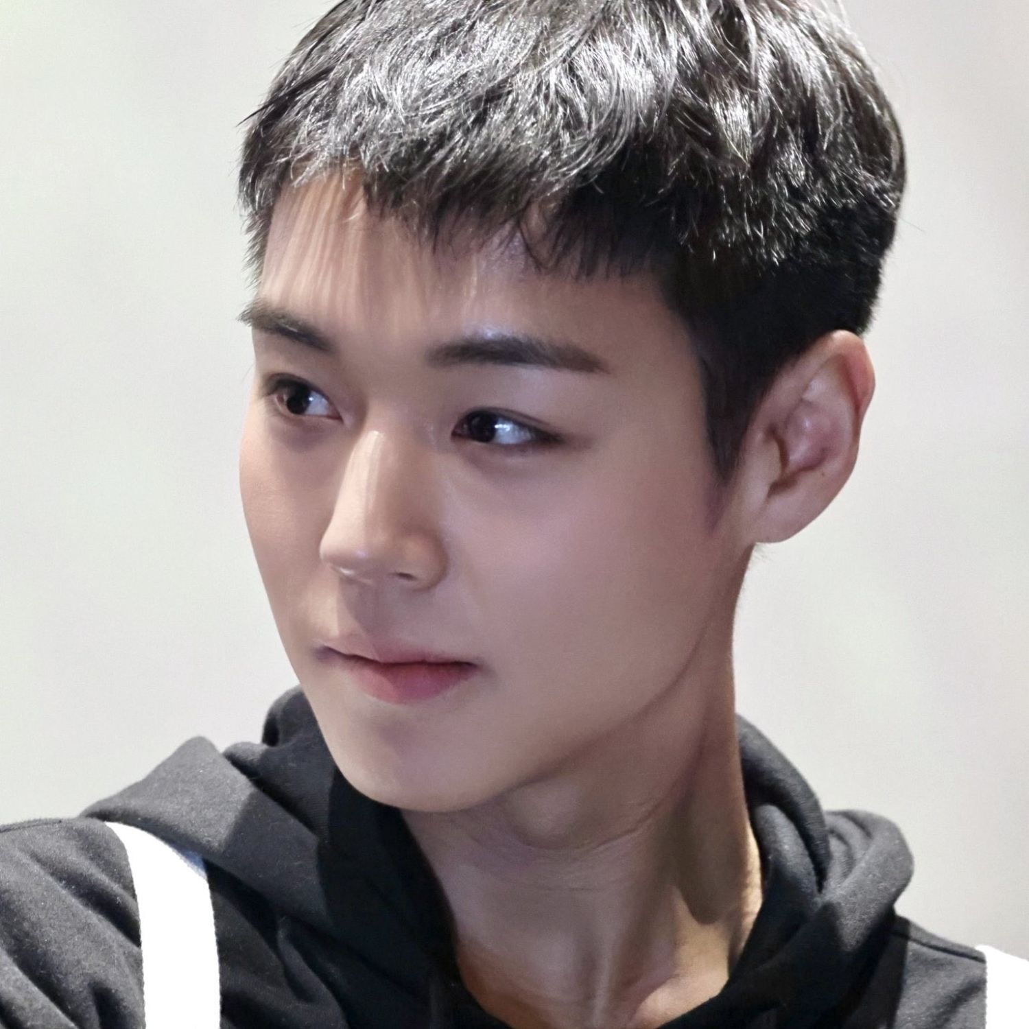 박지훈의 비하인드 컷