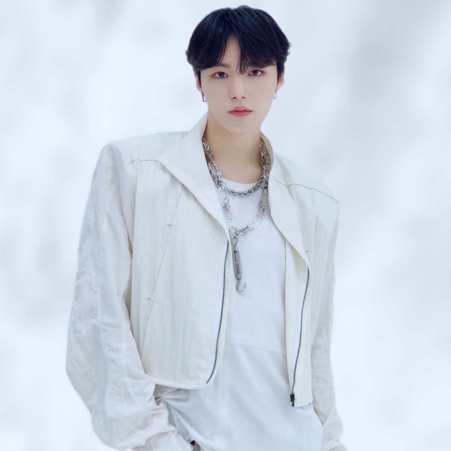 Recent activity shot of Doyoung (TREASURE)
