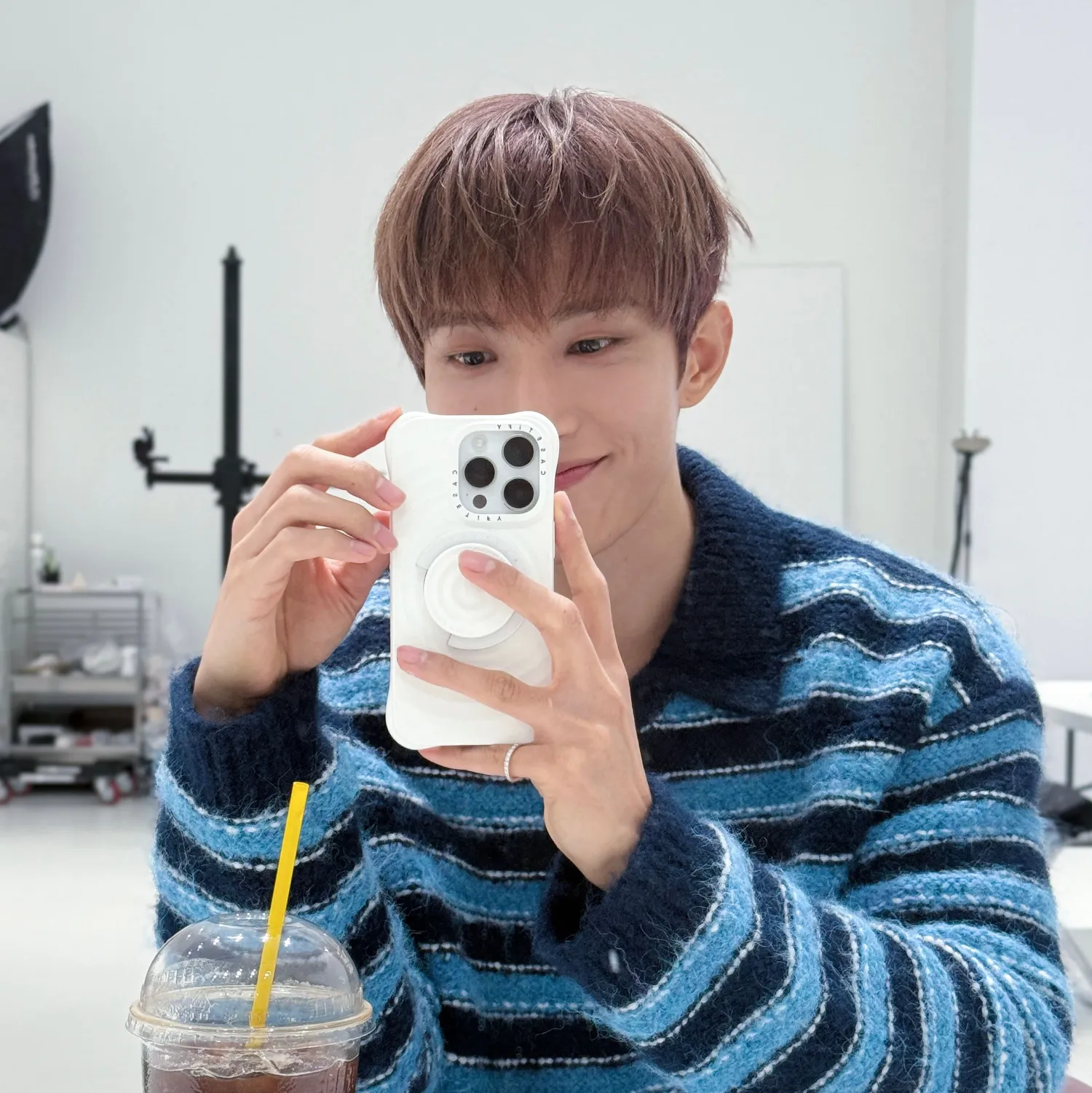 Behind-the-scenes cut of DK (SEVENTEEN)