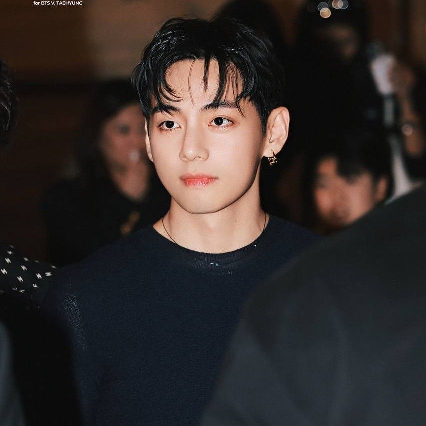 뷔 (방탄소년단)의 비하인드 컷