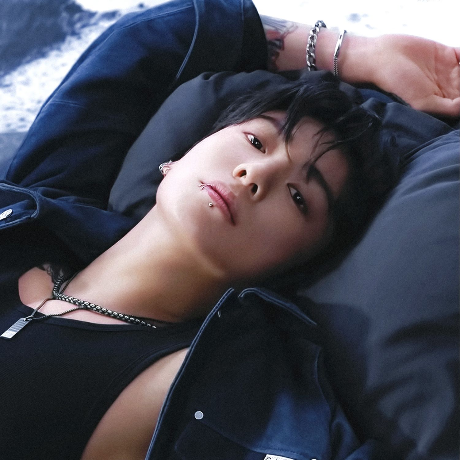 정국 (방탄소년단)의 최신 사진