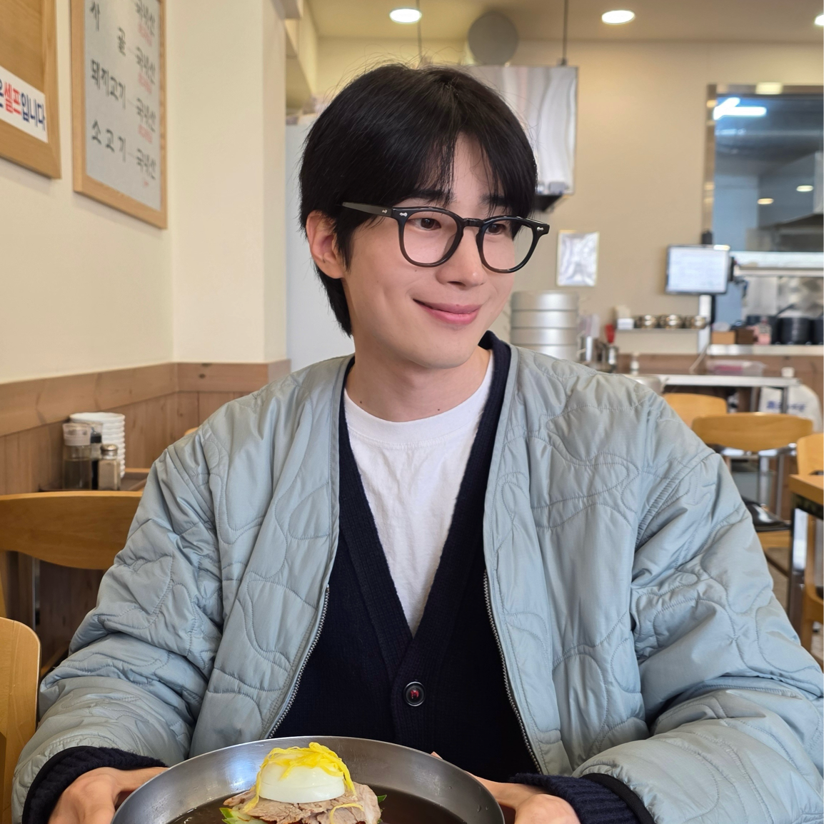 Latest photo of Han Seungwoo