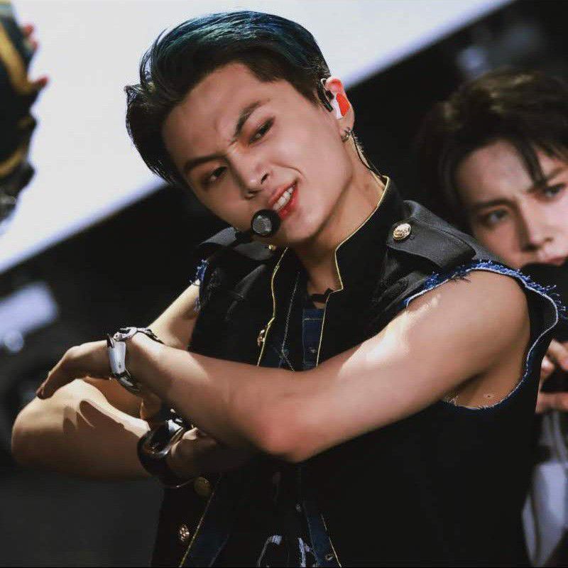 ENHYPEN의 최신 사진