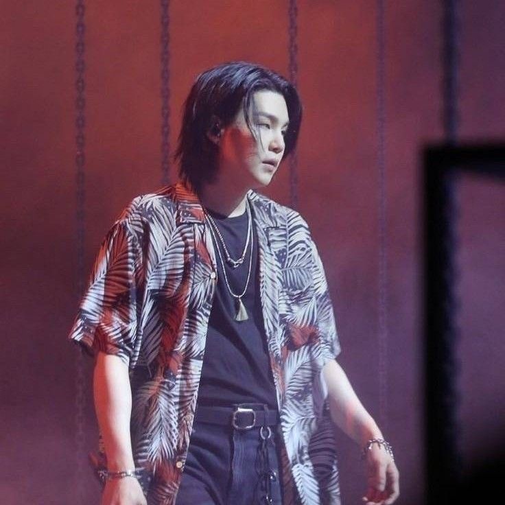 SUGA (BTS)の舞台裏ショット