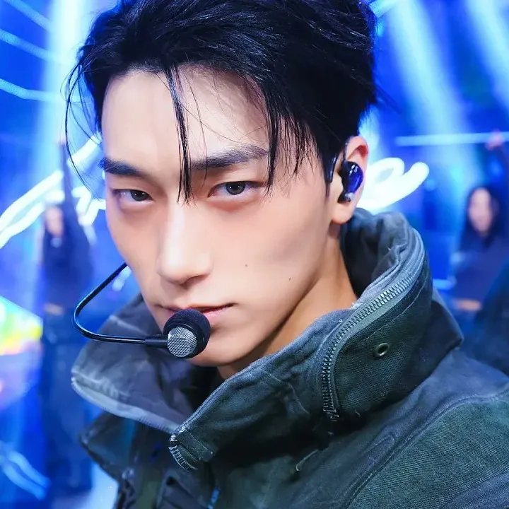 에이티즈의 최신 사진