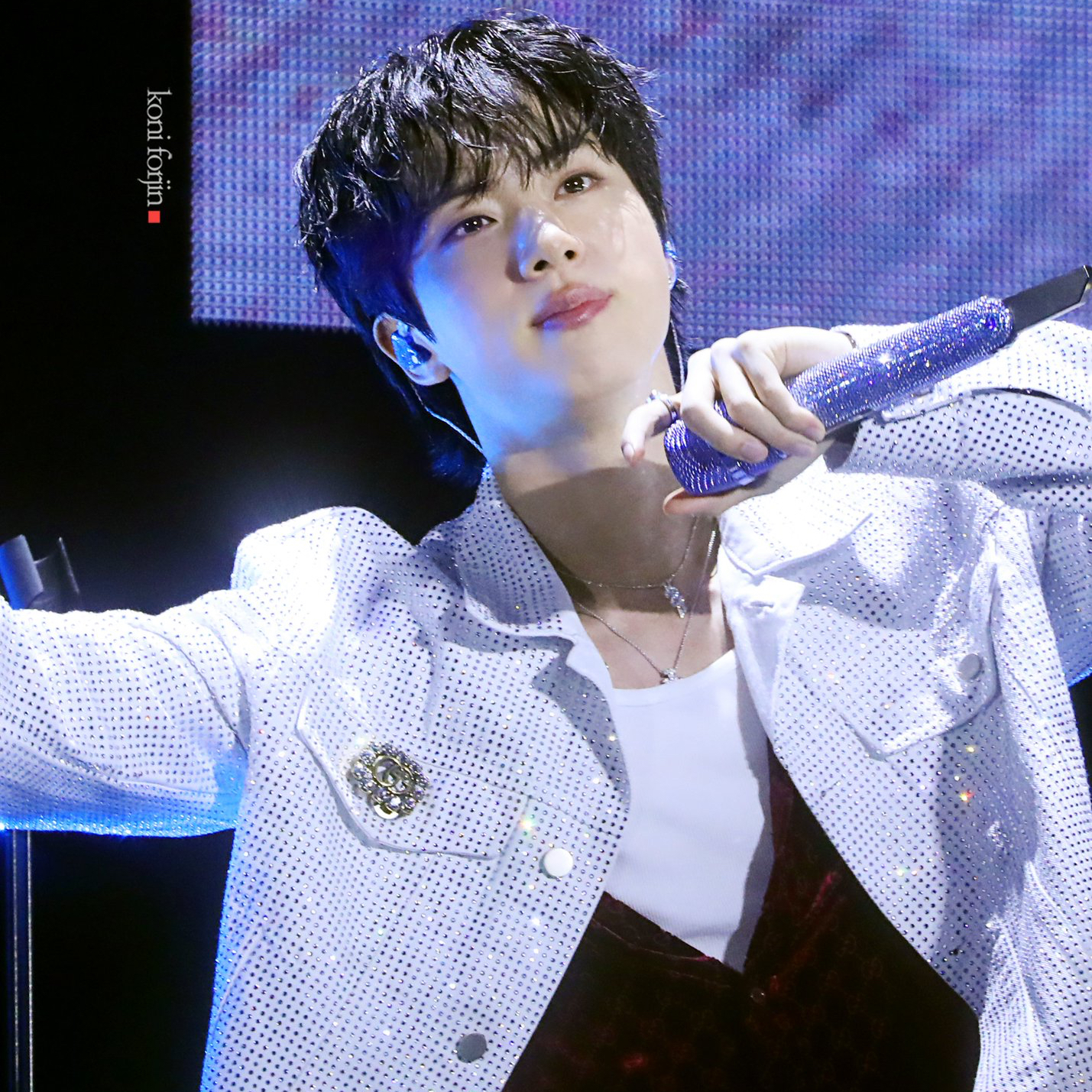 진 (방탄소년단) 최근 활동샷