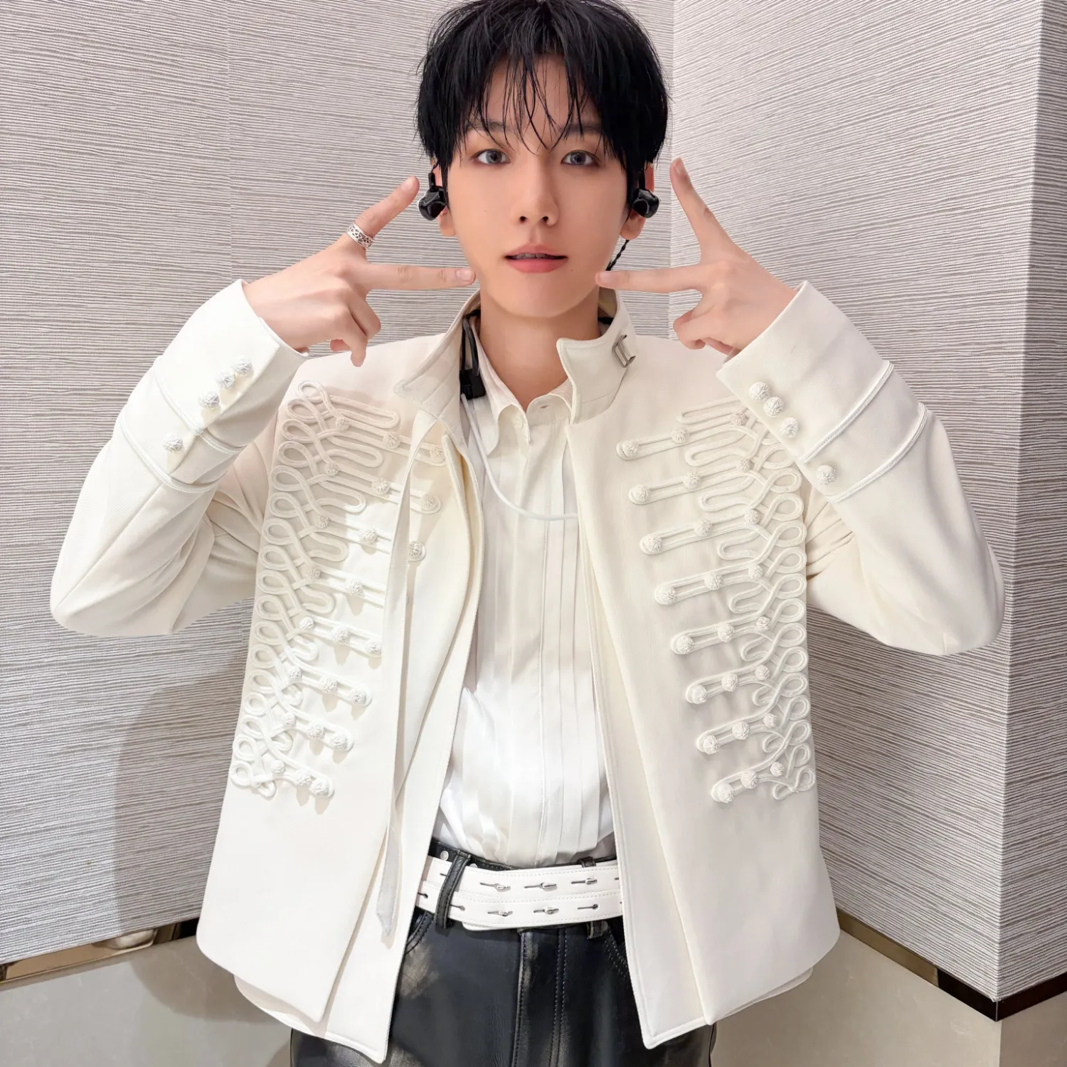 EXOの舞台裏ショット