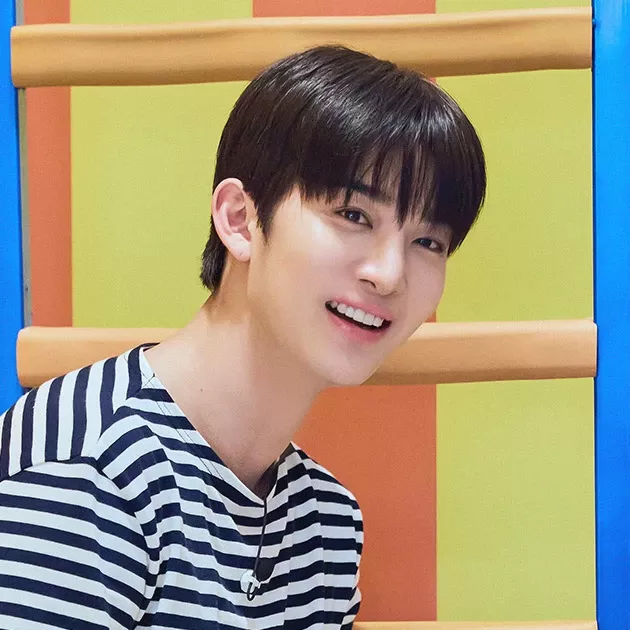 A moment captured by Bae Jinyoung's fan