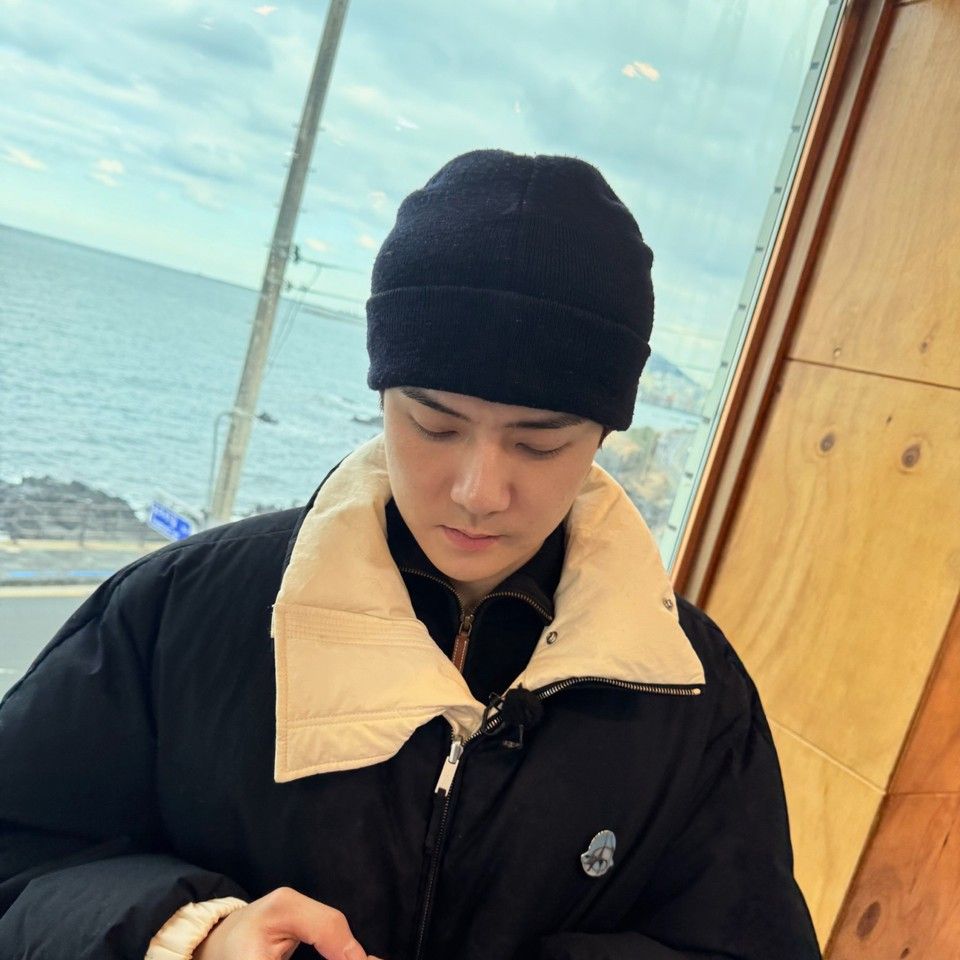 A moment captured by Sehun (EXO)'s fan