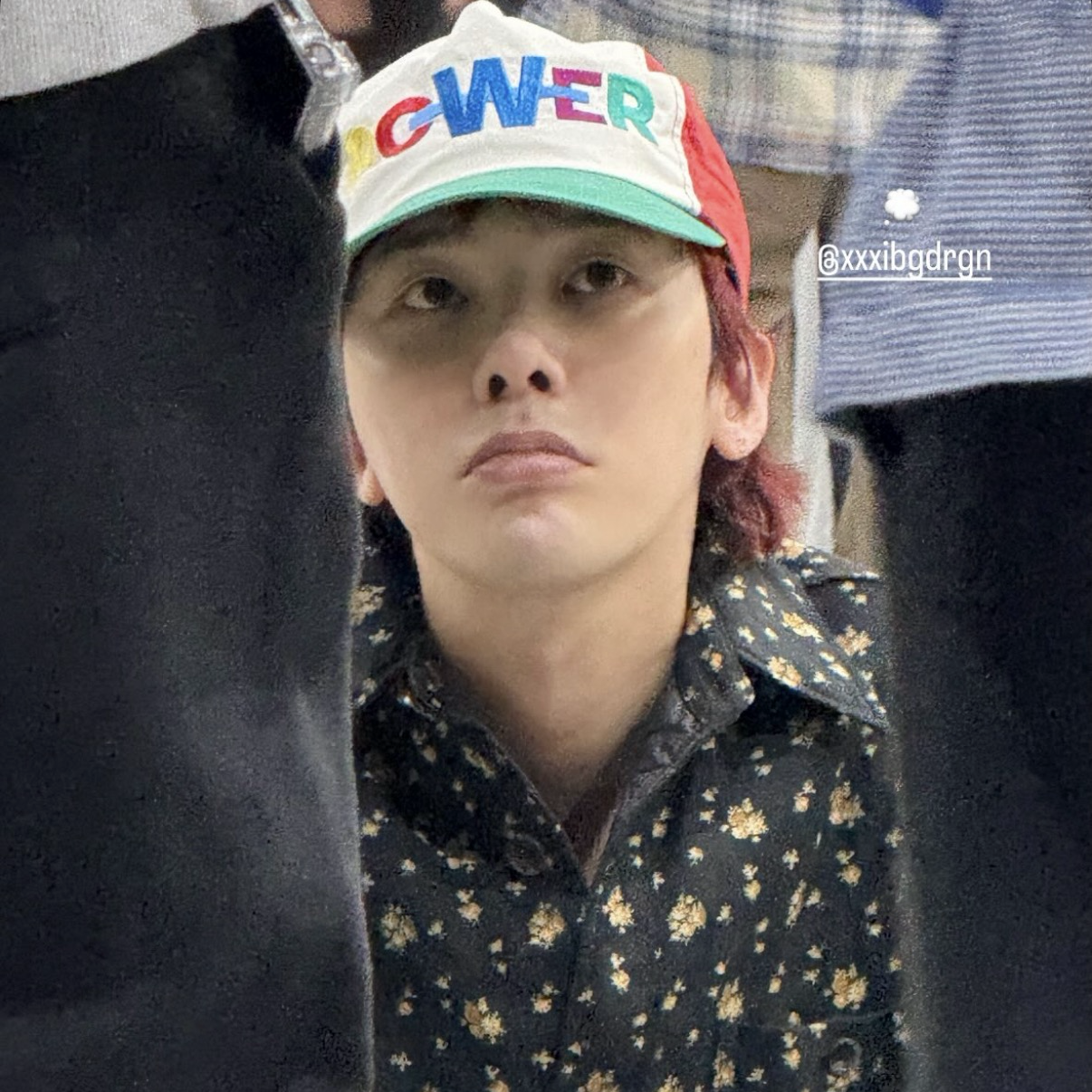 Momen yang diabadikan oleh penggemar G-DRAGON (BIGBANG)