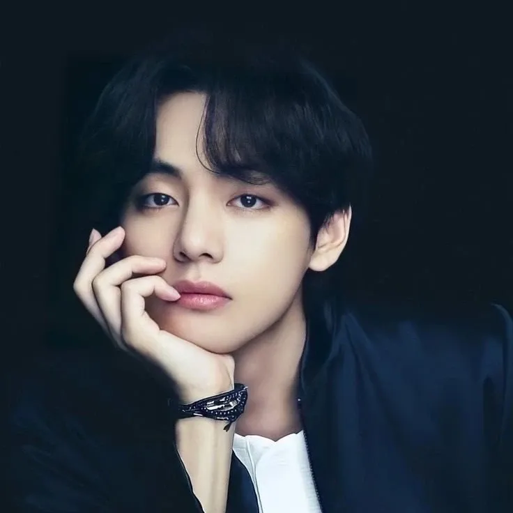 뷔 (방탄소년단)의 비하인드 컷