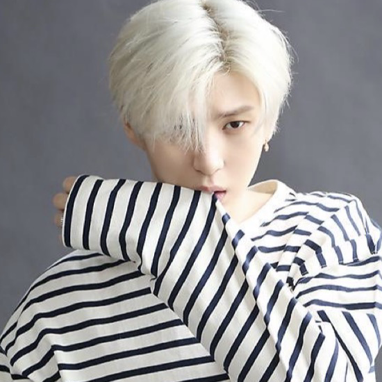 Feed komunitas K-pop terpanas hari ini