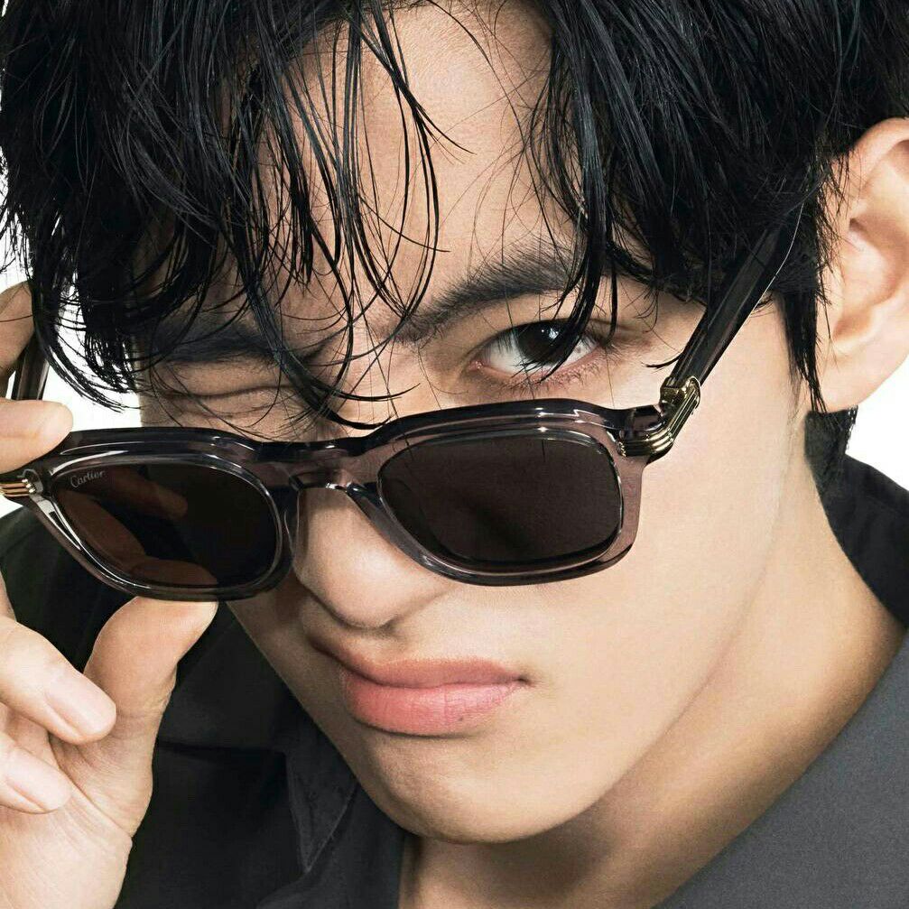 Momen yang diabadikan oleh penggemar V (BTS)