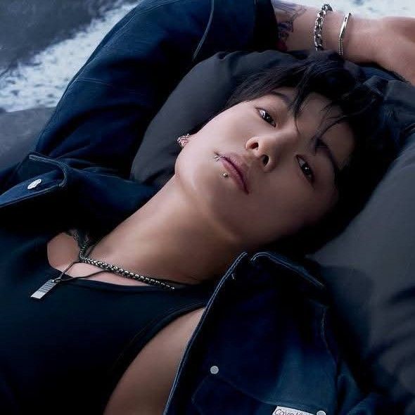 柾國 (防彈少年團)的最新照片