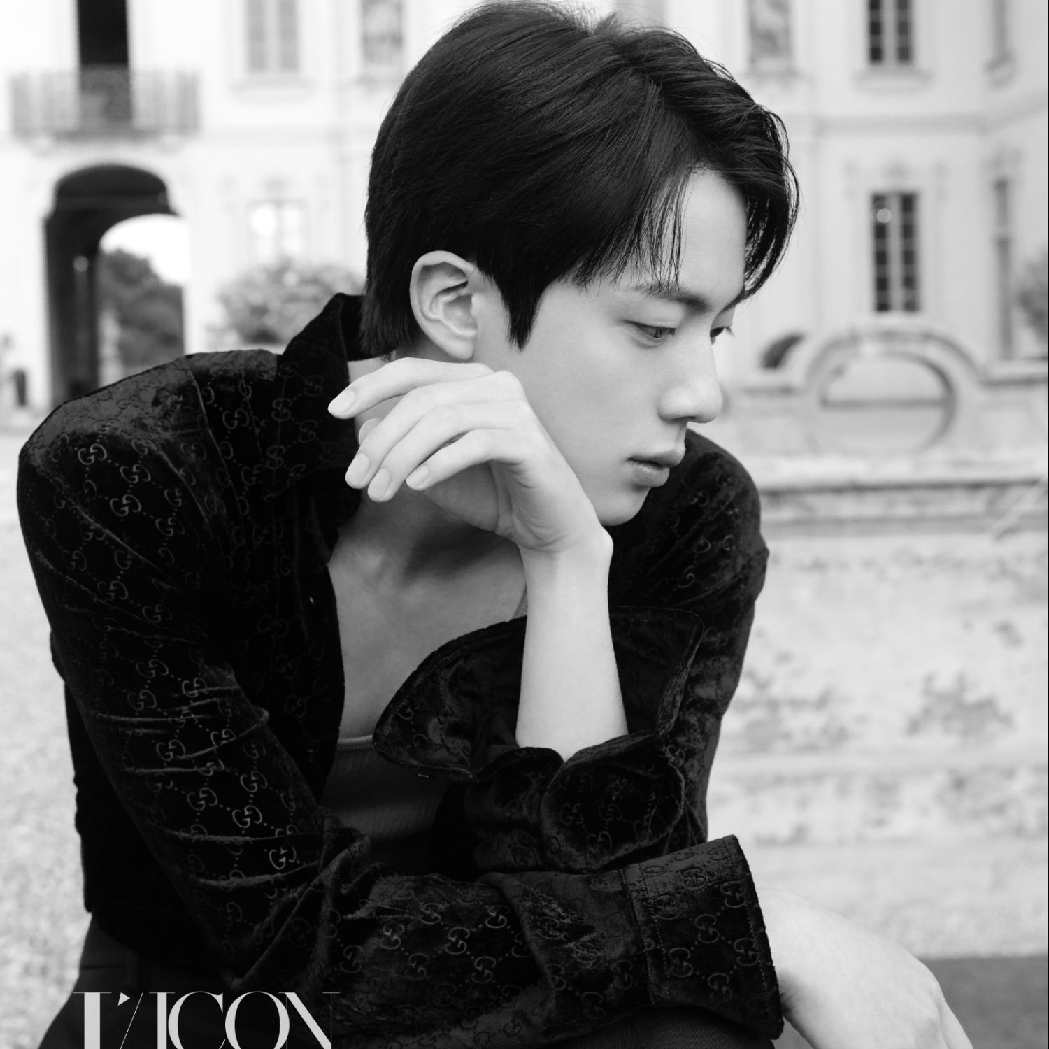 진 (방탄소년단) 최근 활동샷