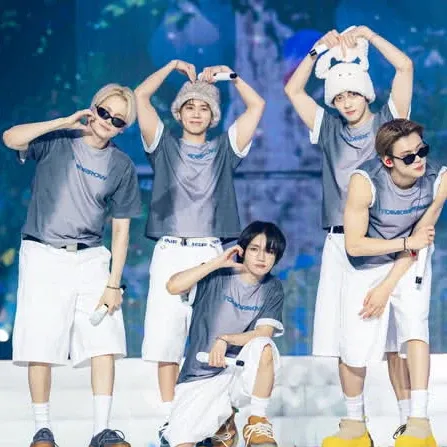 Behind-the-scenes cut of TOMORROW X TOGETHER