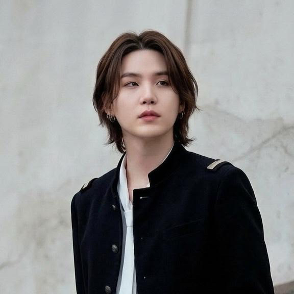 슈가 (방탄소년단) 최근 활동샷