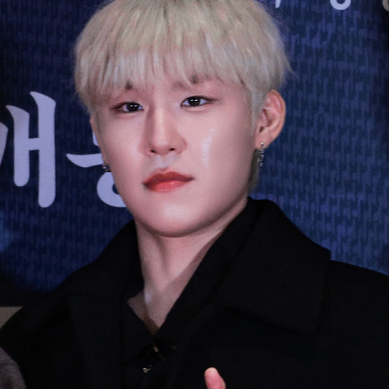 Latest photo of Park Woojin (AB6IX)
