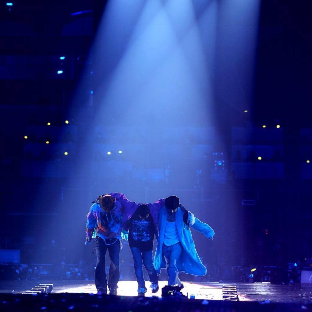 Recent activity shot of BIGBANG