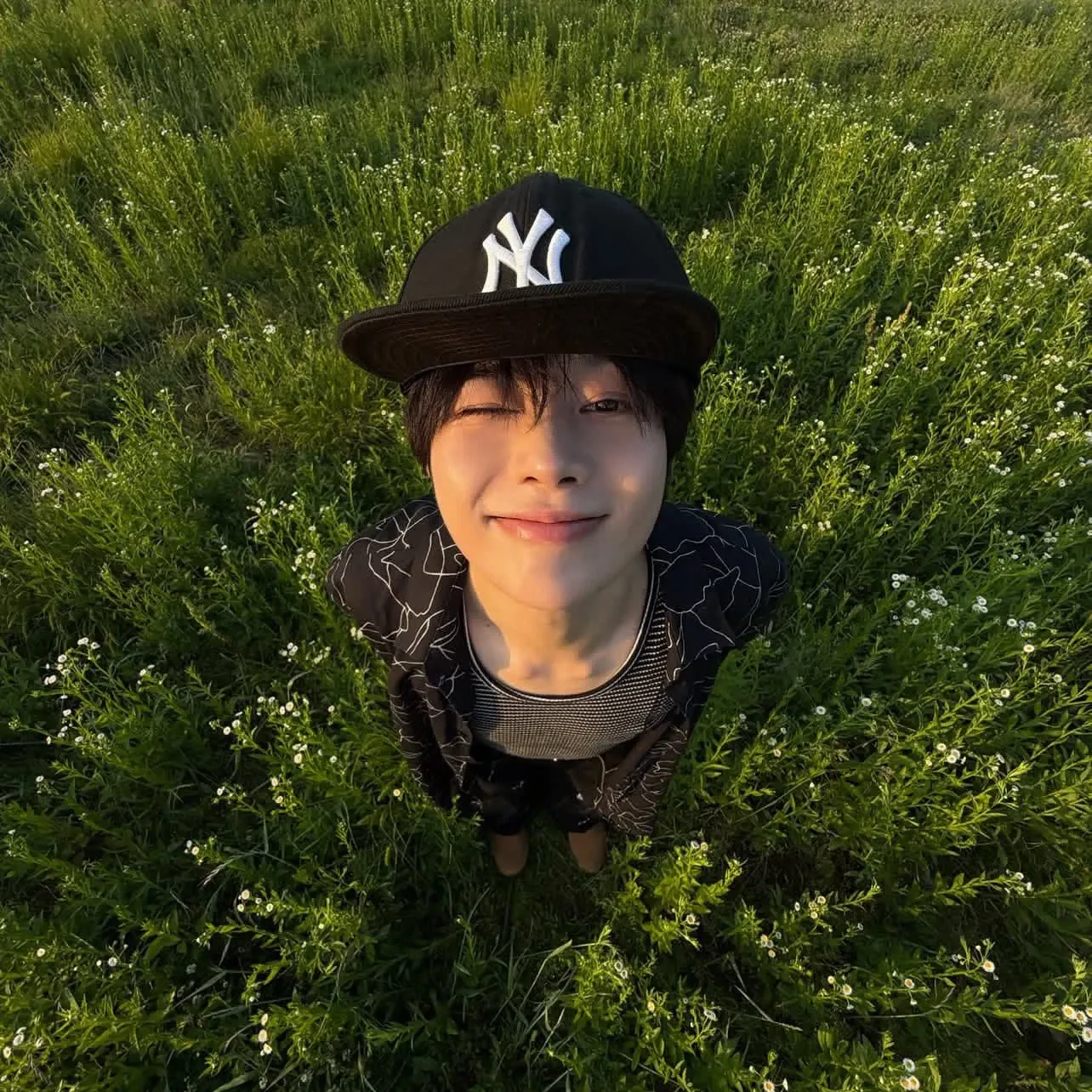 Behind-the-scenes cut of Hanbin (TEMPEST)
