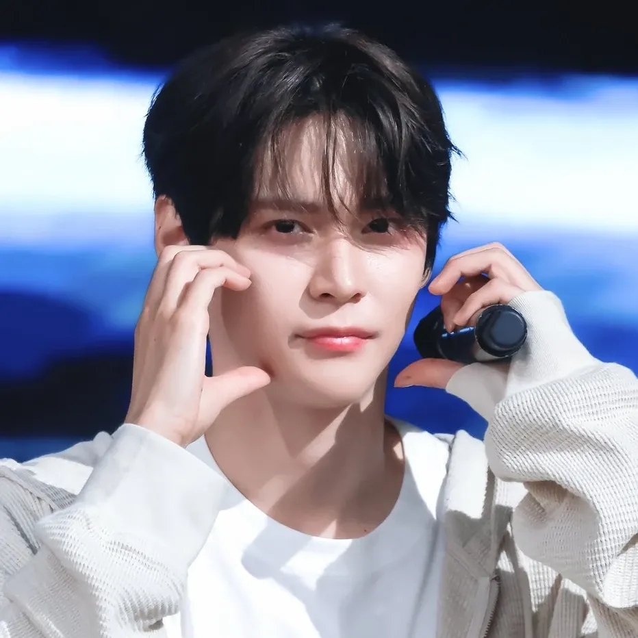 A moment captured by Eunseok (RIIZE)'s fan