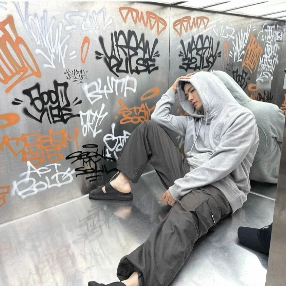 A moment captured by Kim Jonghyeon's fan