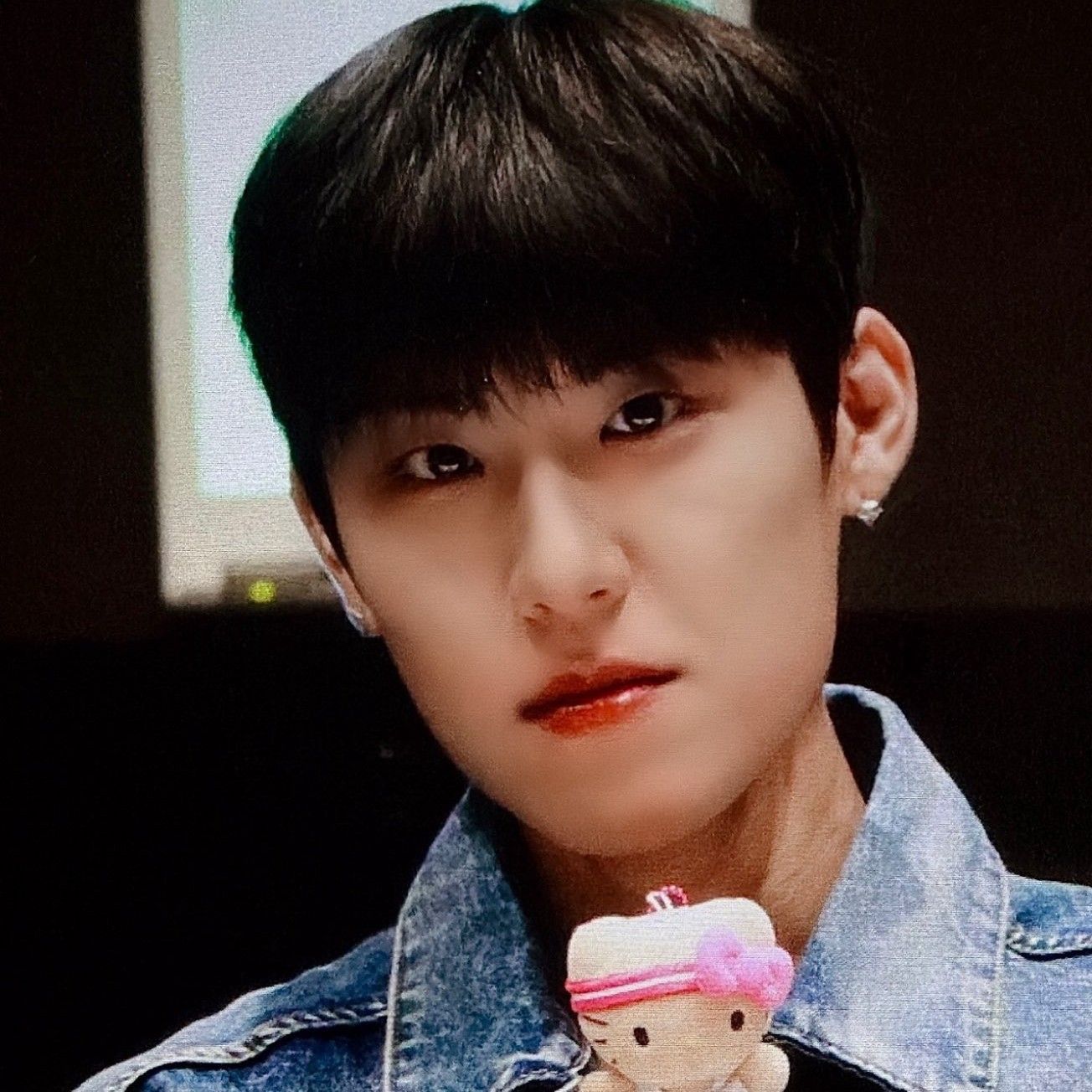 A moment captured by Park Woojin (AB6IX)'s fan