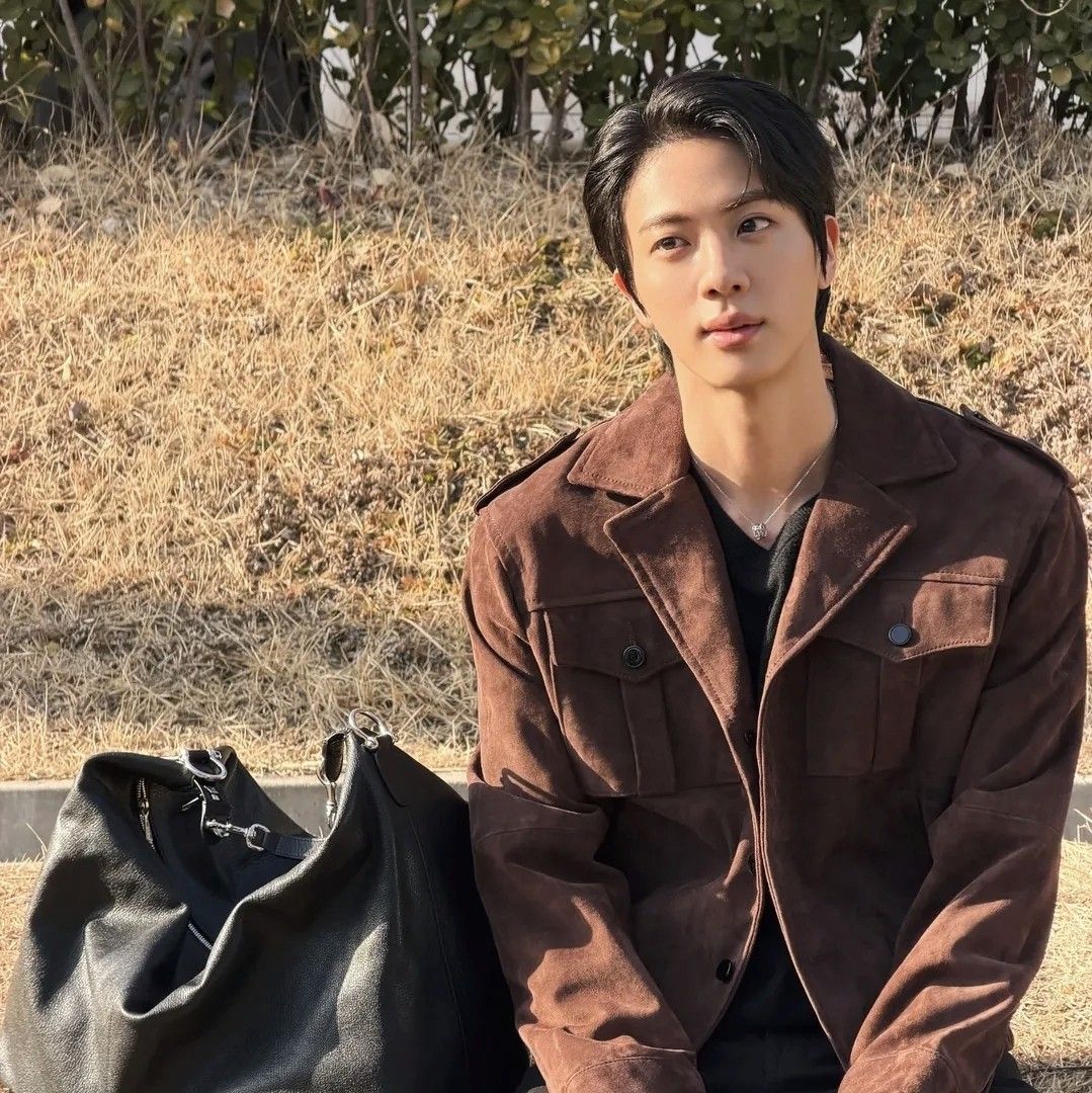 ジン (BTS)の最新写真