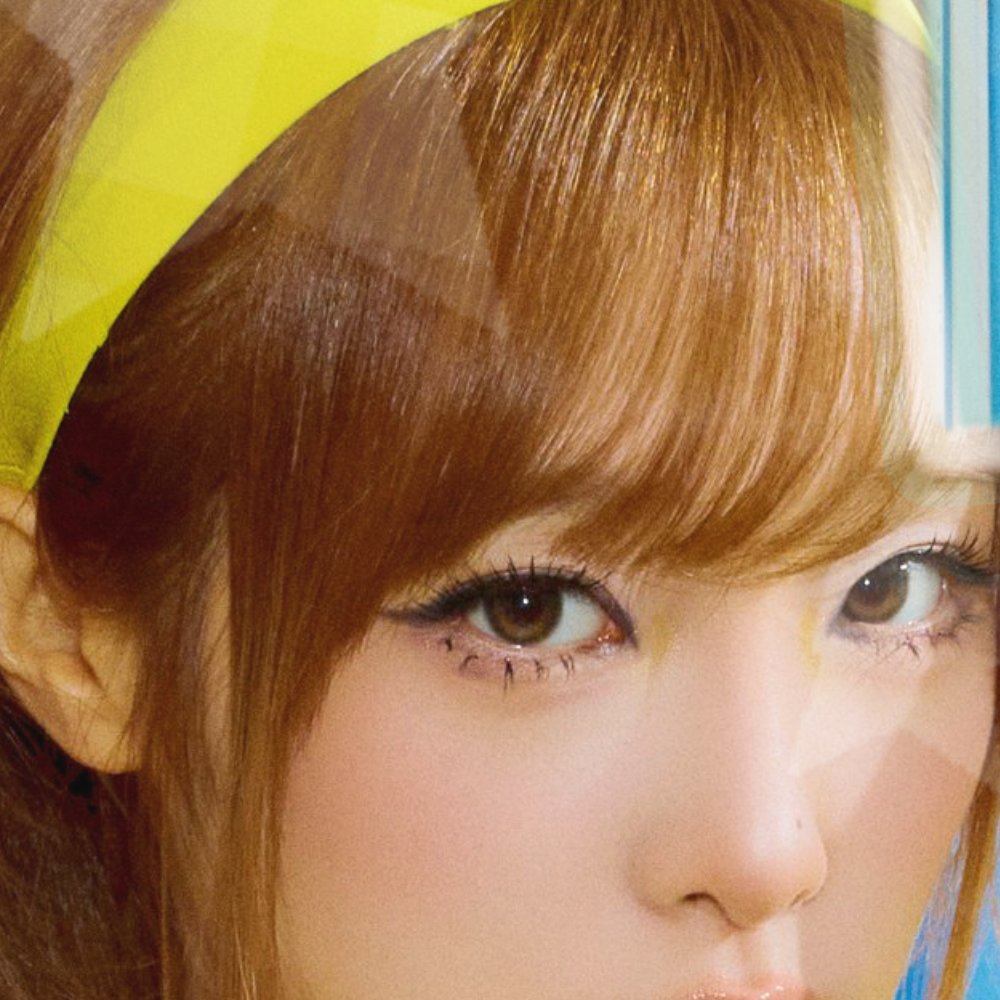 Behind-the-scenes cut of Choi Yena