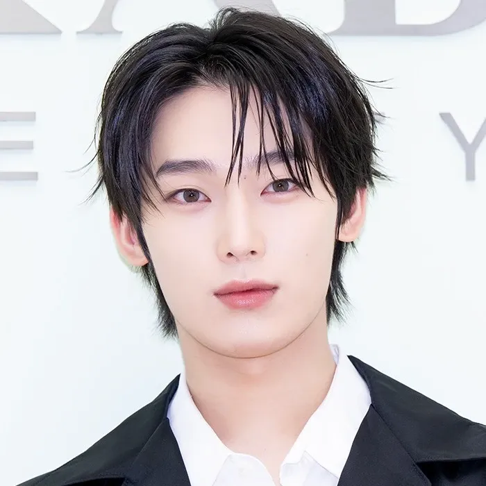 선우 (ENHYPEN)의 비하인드 컷