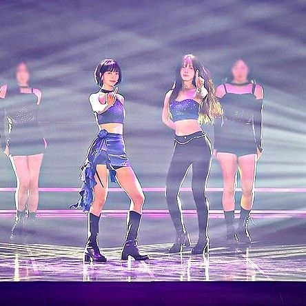 OH MY GIRL的最新活动照片