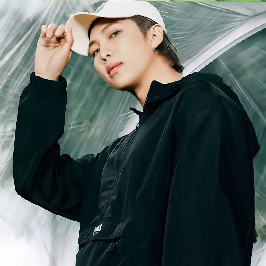 RM (BTS)の最近の活動写真