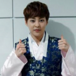 Xiumin (EXO)的幕后花絮