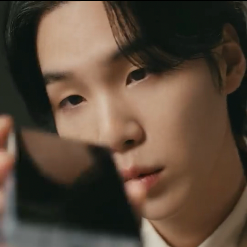 SUGA (BTS)の最新写真