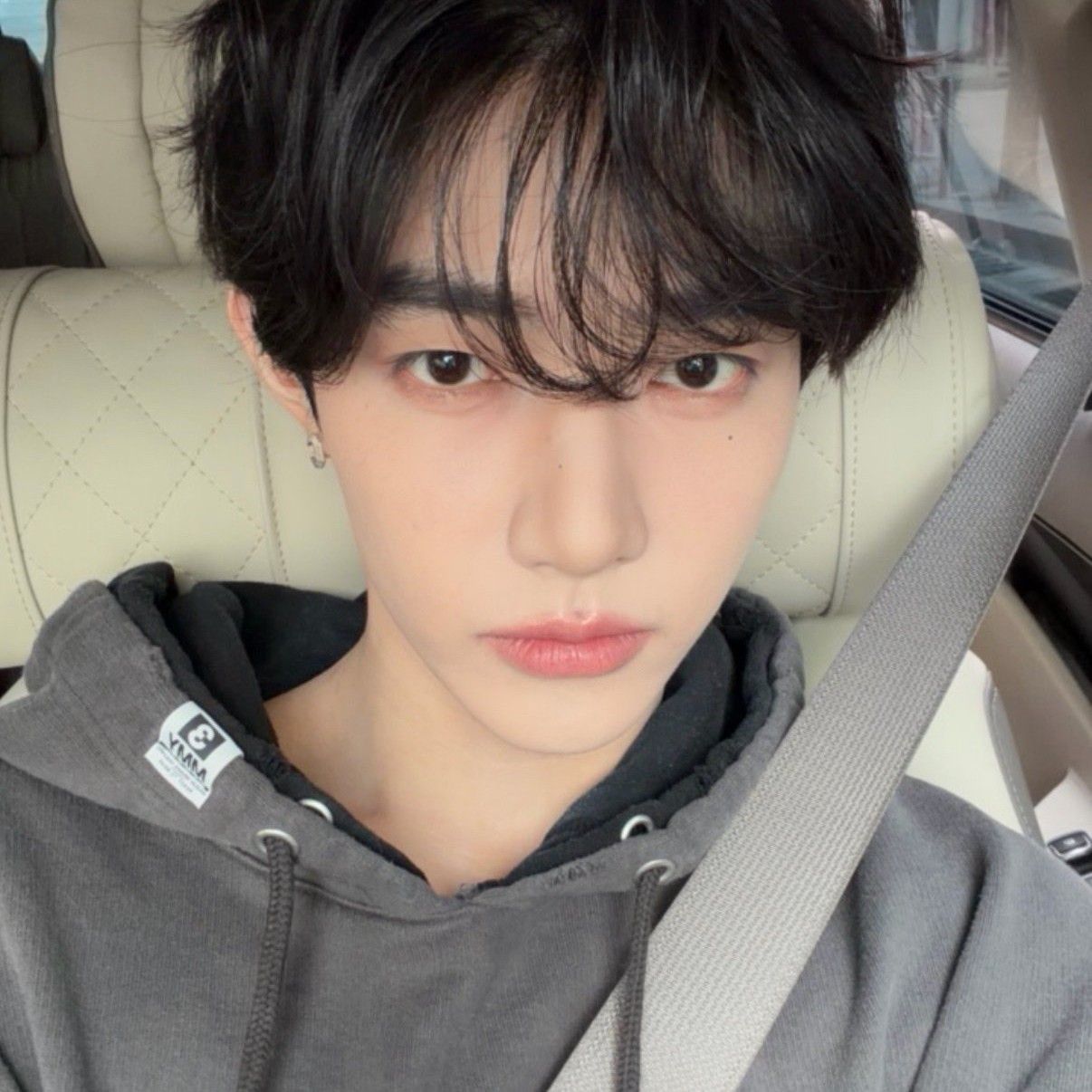 A moment captured by Zhang Hao (ZEROBASEONE)'s fan