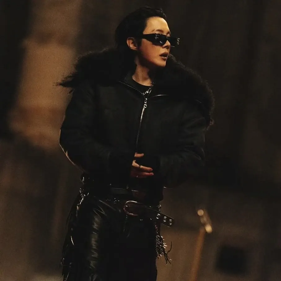 Foto terbaru j-hope (BTS)