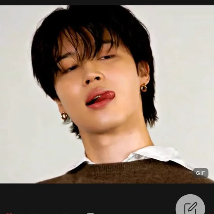 Latest photo of Jimin (BTS)