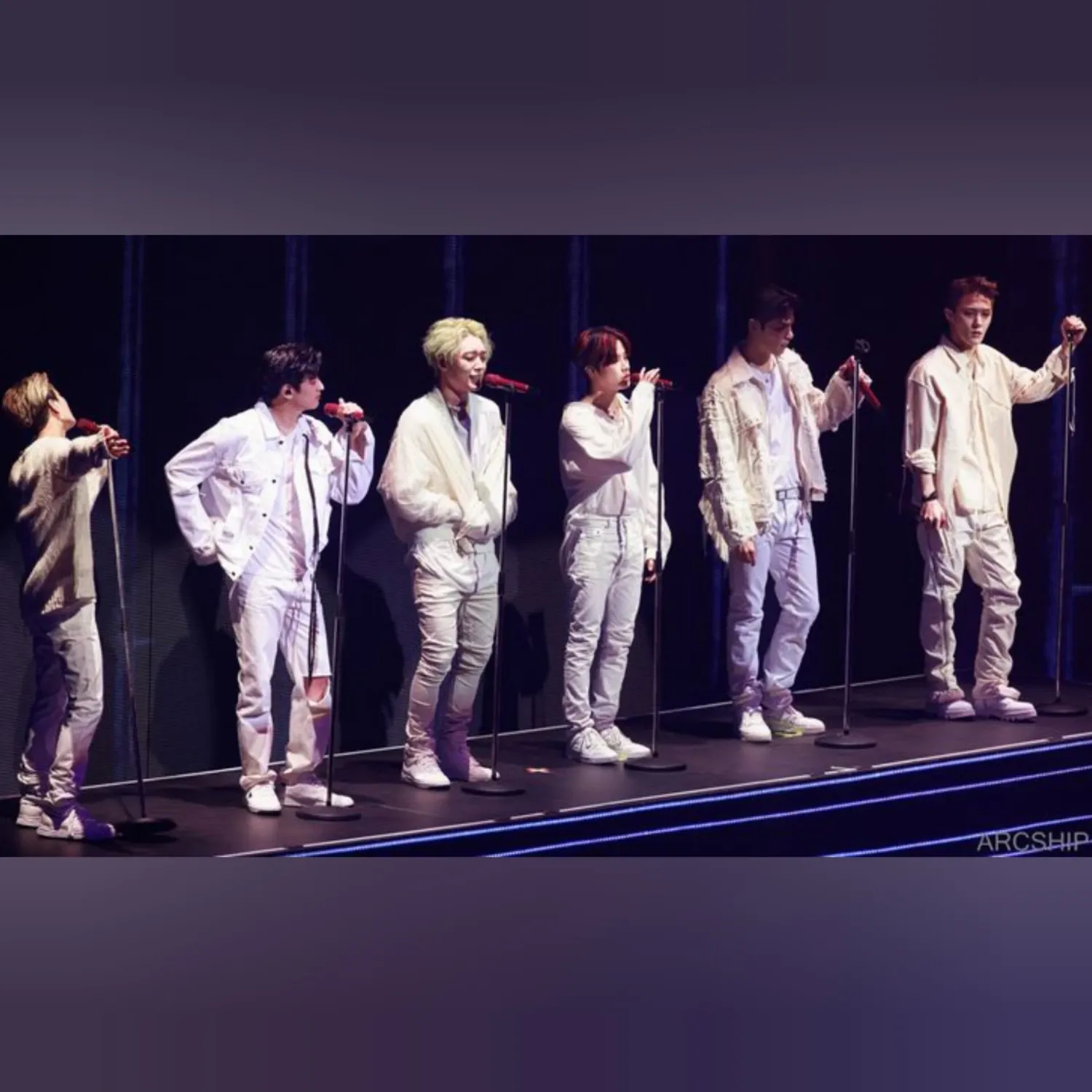 A moment captured by iKON's fan