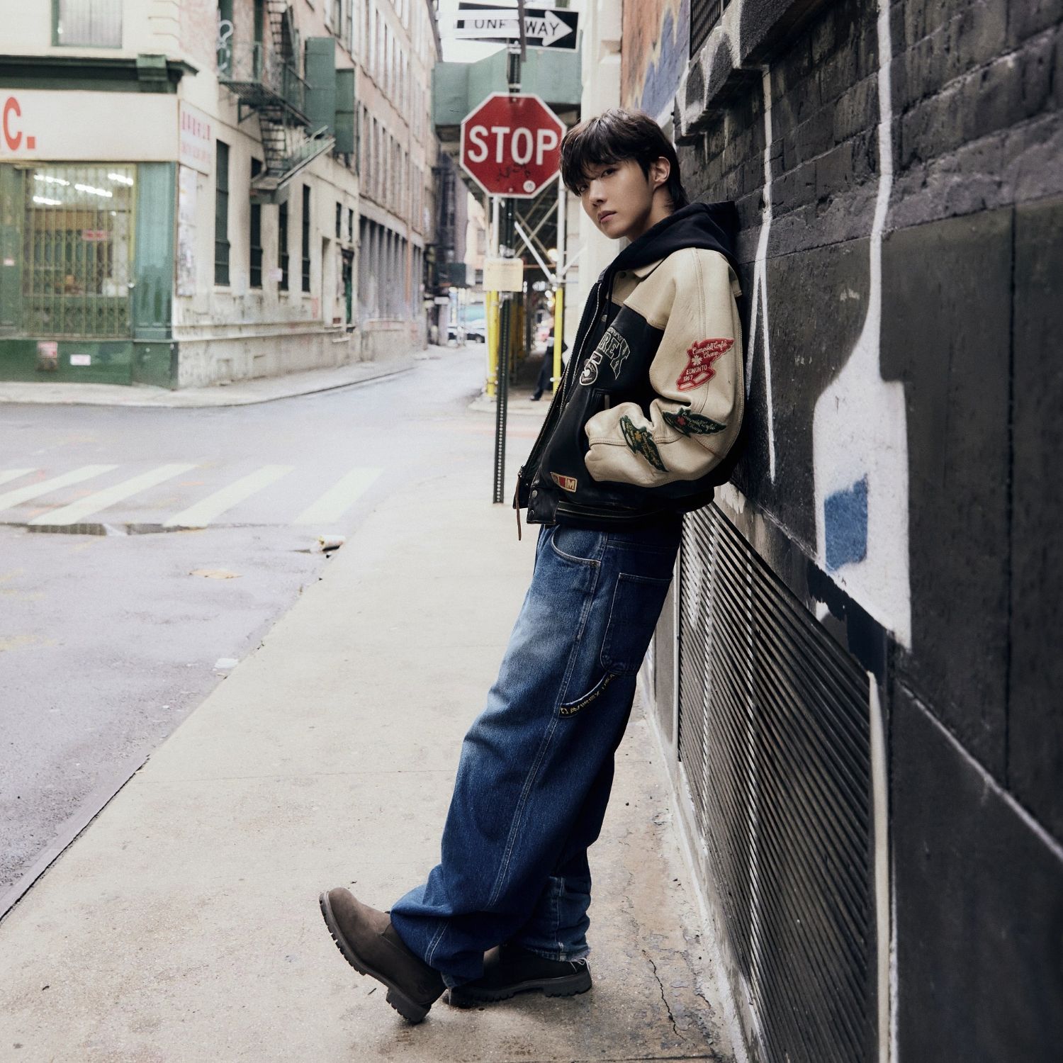 제이홉 (방탄소년단)의 최신 사진