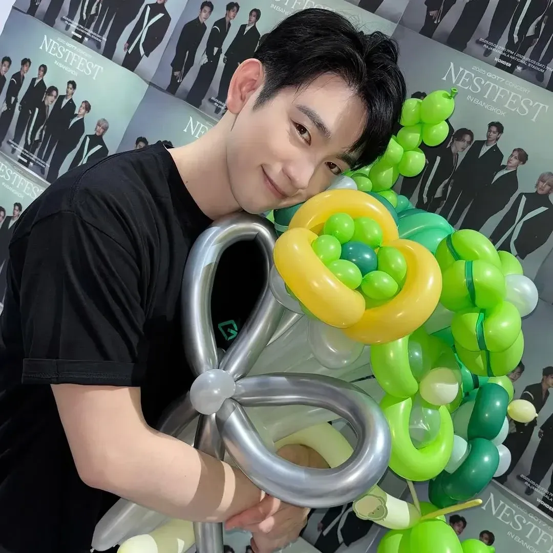 Recent activity shot of Jinyoung (GOT7)