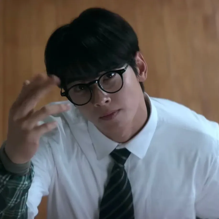 Behind-the-scenes cut of Eunwoo (ASTRO)