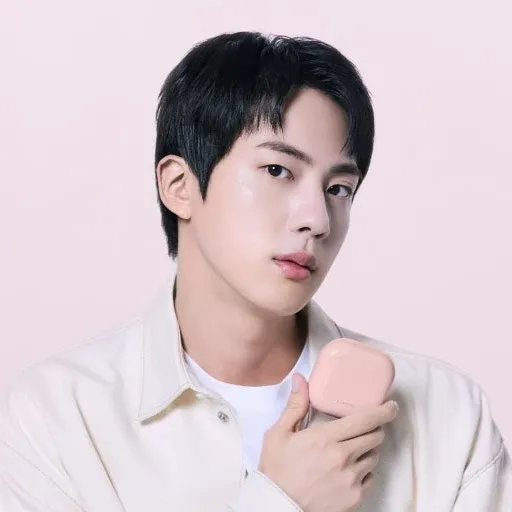 진 (방탄소년단)의 최신 사진