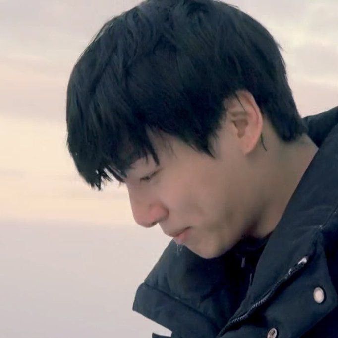 柾國 (防彈少年團)的最新照片