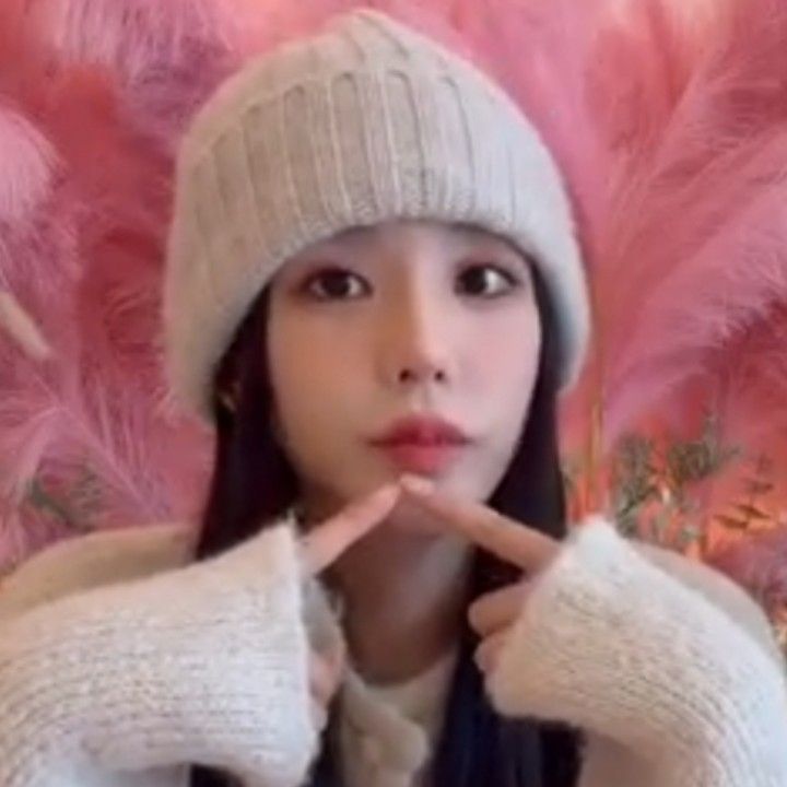 A moment captured by Soodam's fan