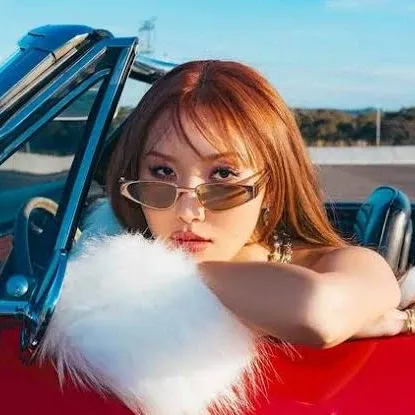 Behind-the-scenes cut of Hwasa (MAMAMOO)