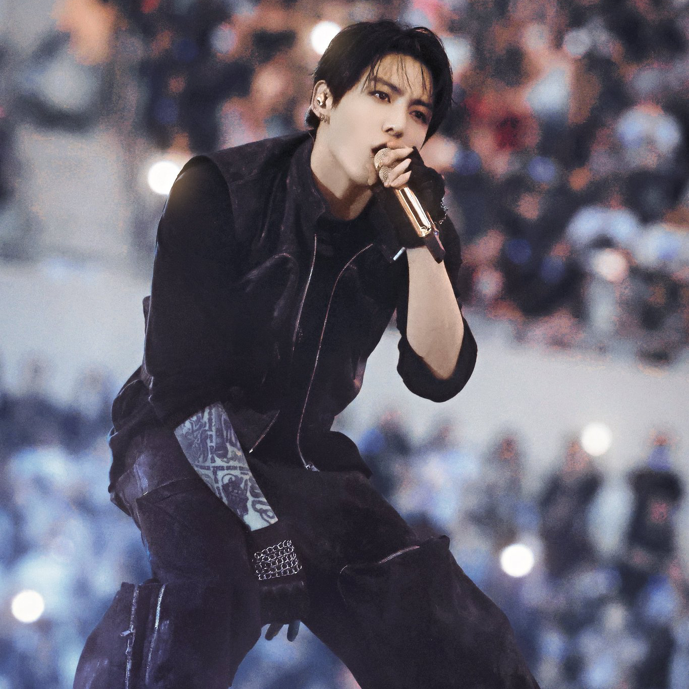 Foto aktivitas terbaru Jungkook (BTS)